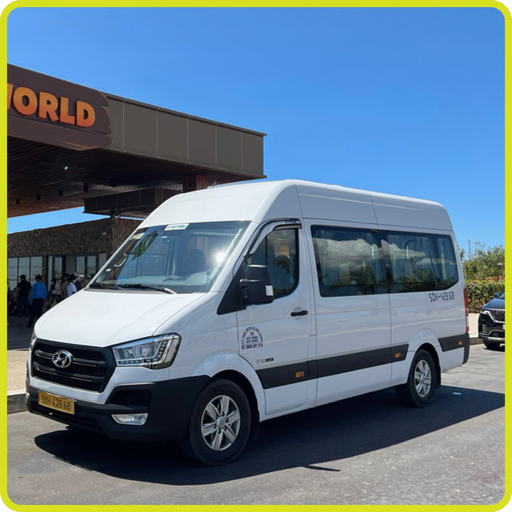 Dịch vụ thuê xe 18 chỗ có hóa đơn tại Thuê Xe Huy Đạt có Hệ thống chi nhánh rộng khắp